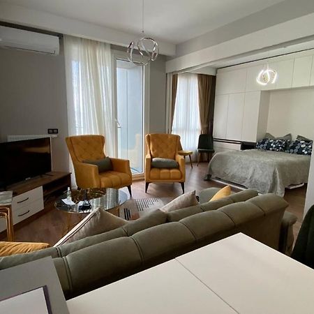 Toya Next Aparthotel Istanbul Bagian luar foto